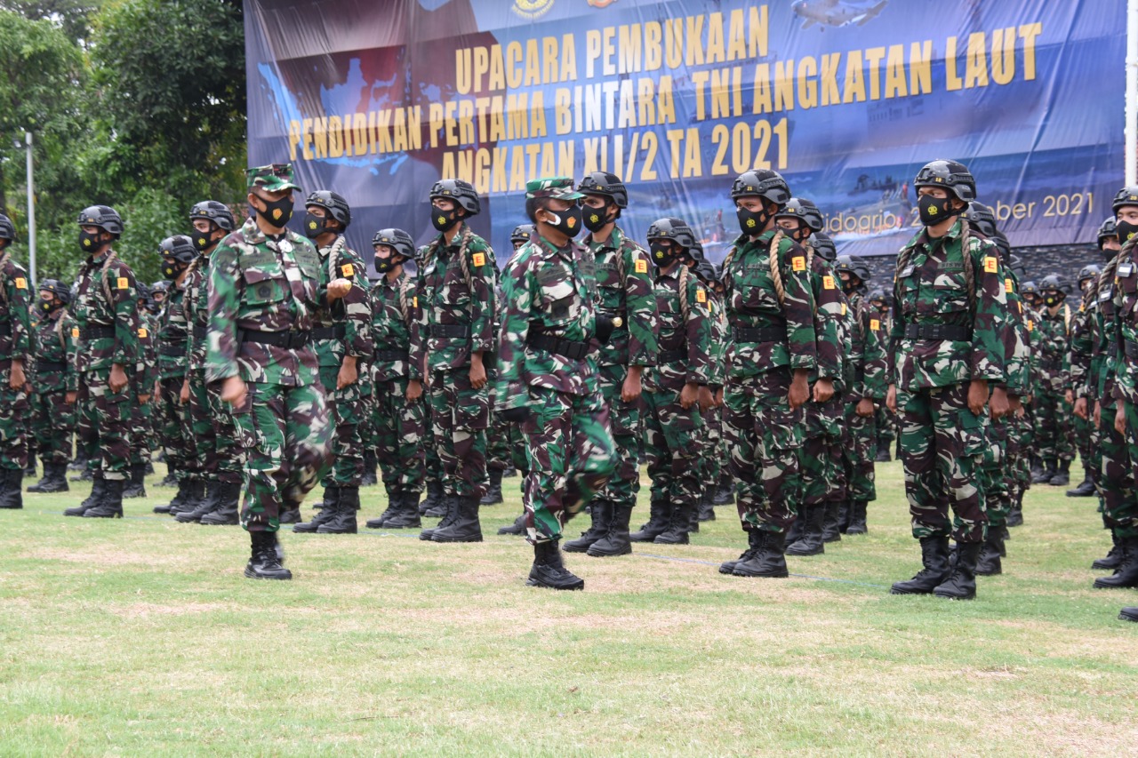 Kodiklatal Didik 763 Pemuda Pemudi Terbaik Dalam Program Dikmaba TNI AL