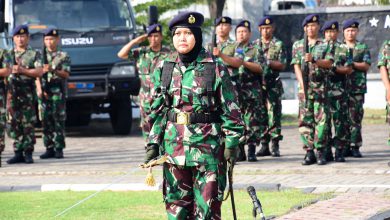 Photo of Peringati Hari Ibu ke-91, Upacara di Lantamal V di Pimpin Kowal