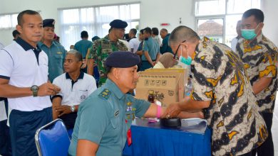 Photo of Uji Kesehatan Prajurit Dan PNS Lanal Semarang Laksnakan Urikes 