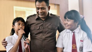 Photo of Pemkot Surabaya Kembali Perpanjang Masa Belajar di Rumah, Jadwal Lomba pun Diperpanjang