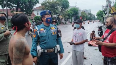 Photo of Peran Aktif Denpomal Lanal Yogyakarta Laksanakan Patroli Gabungan Cegah Penyebaran Covid -19