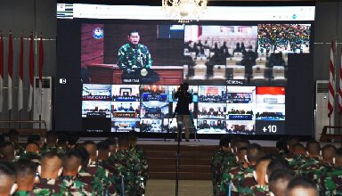 Photo of Taruna dan Perwira Pertama AAL Ikuti Internalisasi Penataran Pancasila Perwira TNI AL Secara Daring