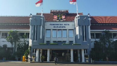 Photo of Pemkot Surabaya Pastikan Tak Akan Melonggarkan Disiplin Protokol Kesehatan