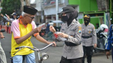 Photo of Kampanyekan Kepada Masyarakat Harus Menggunakan Masker Kata Kapolres Kota Probolinggo 