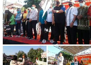 Photo of Ribuan Orang Padati PT Kawung, Ikuti Mlaku Bareng Bersama Bupati dan Wabup Gresik