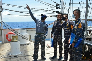 Photo of Taruna AAL Diingatkan Pentingnya Safety Brief dalam Pelayaran Kartika Jala Krida