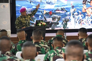 Photo of Taruna AAL Terima Kuliah Umum Komandan Jenderal Akademi TNI