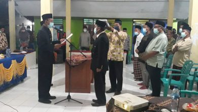 Photo of Camat Benjeng: Sebagai Pejabat Yang Akan Dilantik Hendaknya Berwudlu Dulu