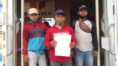 Photo of Relawan BAGUS Kembali Laporkan Akun FB Diduga Pendukung Paslon Ke Polres dan Bawaslu Gresik