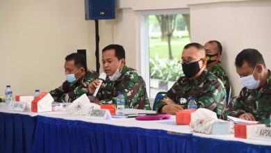 Photo of Komandan Kodiklatal Pimpin Rapat Kesiapan Pembukaan Satdik Tanjung Uban dan Satdik Makasar