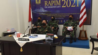 Photo of Dibuka Kasal, Gubernur AAL Ikuti Rapim TNI AL 2021 Secara Virtual
