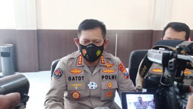 Photo of Densus 88 Tangkap Dua Teroris Jaringan JI dan JAD Di Jatim