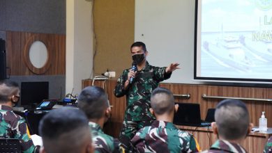 Photo of Kadeppel AAL Buka Latihan Praktek Navigasi 2 Taruna Korps Pelaut
