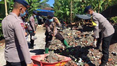 Photo of 6 Hari Pasca Gempa, Brimob Polda Jatim Telah Tangani 33 Reruntuhan Rumah Rusak Di Tempursari