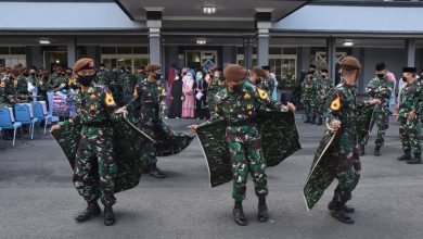 Photo of Tak Bisa Cuti dan Mudik, Ketupat Opor Ayam Obat Rindu Taruna AAL Saat Lebaran