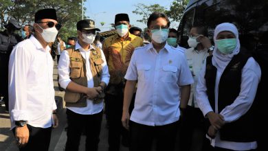 Photo of Penanganan Pandemi di Surabaya Dapat Jempol dari BNPB, Wali Kota Eri: Ini Penyemangat Baru