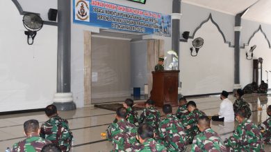 Photo of Prajurit dan PNS TNI AL Kodiklatal Peringati Tahun Baru Islam 1443 H/2021 M