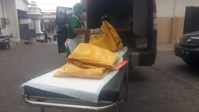 Photo of Badan Kapal KM TB Mitra Jaya XX Berhasil Di Angkat,Petugas Berhasil Evakuasi Korban