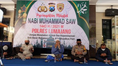 Photo of Peringati Maulid Nabi Muhammad, Polres Lumajang Salurkan Santunan Untuk Yatim Piatu