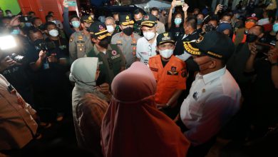 Photo of Polda Jatim Kerahkan Pasukan dari Berbagai Unsur Bantu Korban Erupsi Semeru