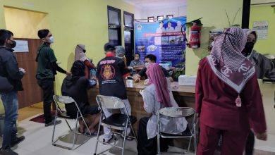 Photo of Masyarakat Antusias Ikuti Vaksinasi Di UPT Puskesmas Balongpanggang