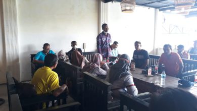Photo of “Ngopi Bareng PPDI Balongpanggang Jalin Kebersamaan dan Pertajam Program Kerja”