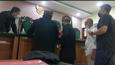 Photo of Tim 5 KAMI Akan Banding Atas Putusan Perkara No: 196/Pdt.G/2021/PN.Byw