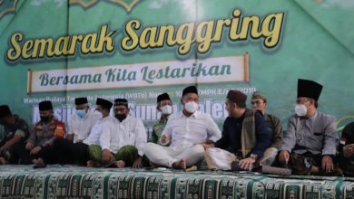 Photo of Hadiri Semarak Sanggring Kolak Ayam Gumeno, Bupati Gus Yani ; Salah Satu Warisan Budaya Takbenda Indonesia Yang Harus Dilestarikan