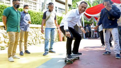 Photo of Wali Kota Eri Cahyadi: Surabaya Punya Skater Hebat-Hebat