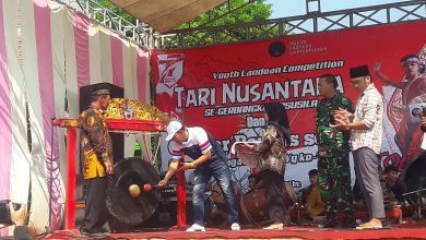 Photo of Gebyar Pentas Seni Tari Nusantara Gerbangkertasula Dusun Landean Dibuka Camat Balongpanggang M.Amri