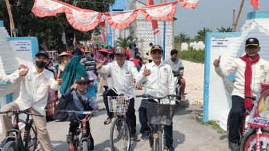 Photo of Warga Padang Bandung  Gelar Kirab Budaya dan Parade Sepeda Hias Semarakkan HUT RI ke-77