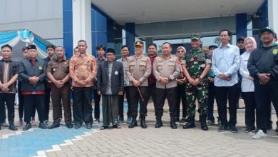 Photo of Kapolda Jatim Meninjau Satpas Colombo Polrestabes Surabaya