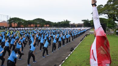 Photo of Sambut HUT Ke-60 , Kowal Wilayah Surabaya Olahraga Bersama Di Kodiklatal