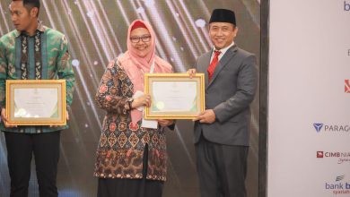 Photo of Kado Jelang Ramadhan Bupati dan Baznas Gresik Terima Penghargaan Baznas Award 2023