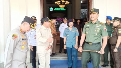 Photo of Danlanal Malang Ikuti Apel Gelar Pasukan Simulasi Sistem Pengamanan Kota Malang