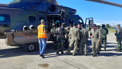Photo of Terkendala Cuaca  TNI Tunda Evakuasi Korban Jatuhnya Pesawat di Yalimo