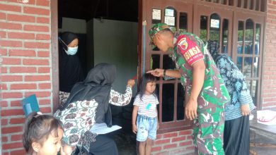 Photo of Penanganan Percepatan Cegah Stunting di Wilayah, Babinsa Sertu Harmawan Menghimbau Perlunya Kerjasama Masyarakat