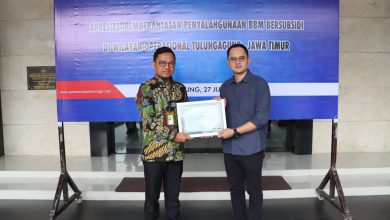 Photo of PT Pertamina Patra Niaga Beri Penghargaan Ke Polres Tulung agung Atas Keberhasilan Ungkap Penyalahgunaan BBM