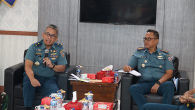 Photo of Tingkatkan Pola Pendidikan Prajurit TNI AL, Dirdik Kodiklatal Kunjungi Kodikopsla
