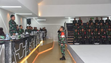 Photo of Dankodiklatal Hadiri Tahap TFG Manuver Lapangan Latihan Gabungan TNI 2023