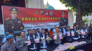 Photo of Sindikat Pengedar Narkoba Jaringan Sumatra – Jawa Berhasil Di Ungkap Polrestabes Surabaya
