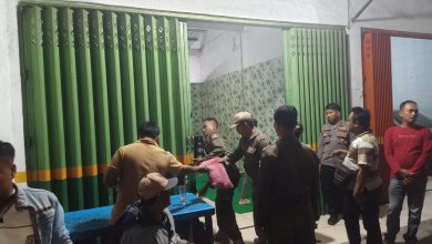 Photo of Viralnya Vidio Pramusaji Warkop Di Balongpanggang, Belasan Wanita Seksi Terjaring Razia