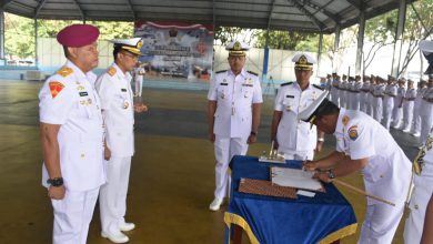 Photo of Danlantamal V Ikuti Upacara Sertijab Tiga Jabatan Strategis Jajaran Koarmada II