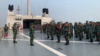 Photo of Prajurit Marinir Siapkan Serbuan Amfibi Hancurkan Pantai Musuh