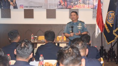 Photo of Asops Danlantamal V Jadi Nara Sumber di Diklat Anggota Pangkalan PLP Wilayah Tanjung Perak