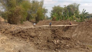 Photo of Pemilik Lahan Marah, Kerena Tanah Yang Dilintasi Jembatan Darurat Pacuh – Tenggor Tidak Ijin