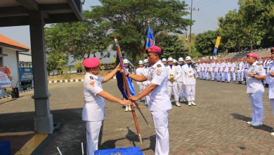 Photo of Komandan Sepaif dan Komandan Sebaif Kodikmar Kodiklatal Berganti Kepemimpinan