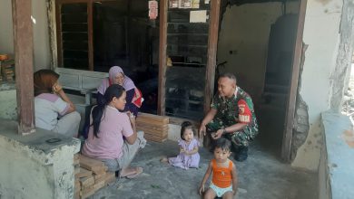 Photo of Babinsa Selalu Dekat Dengan Warga Di Wilayah Binaan
