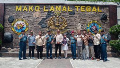 Photo of Danlanal Tegal Terima Audiensi Pengurus Baru Persatuan Wartawan Indonesia (PWI)