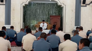 Photo of Kauseri Agama Islam di Kodiklatal, Prajurit dan PNS Harus Lebih Memahami Konsep Bersyukur